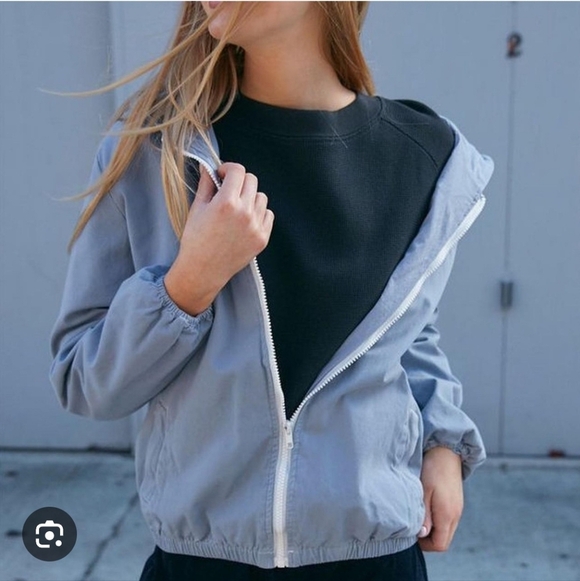 Brandy Melville- J. Galt Shanghai/ Gray Hooded Zip-Up Jacket/ US S - Picture 1 of 13